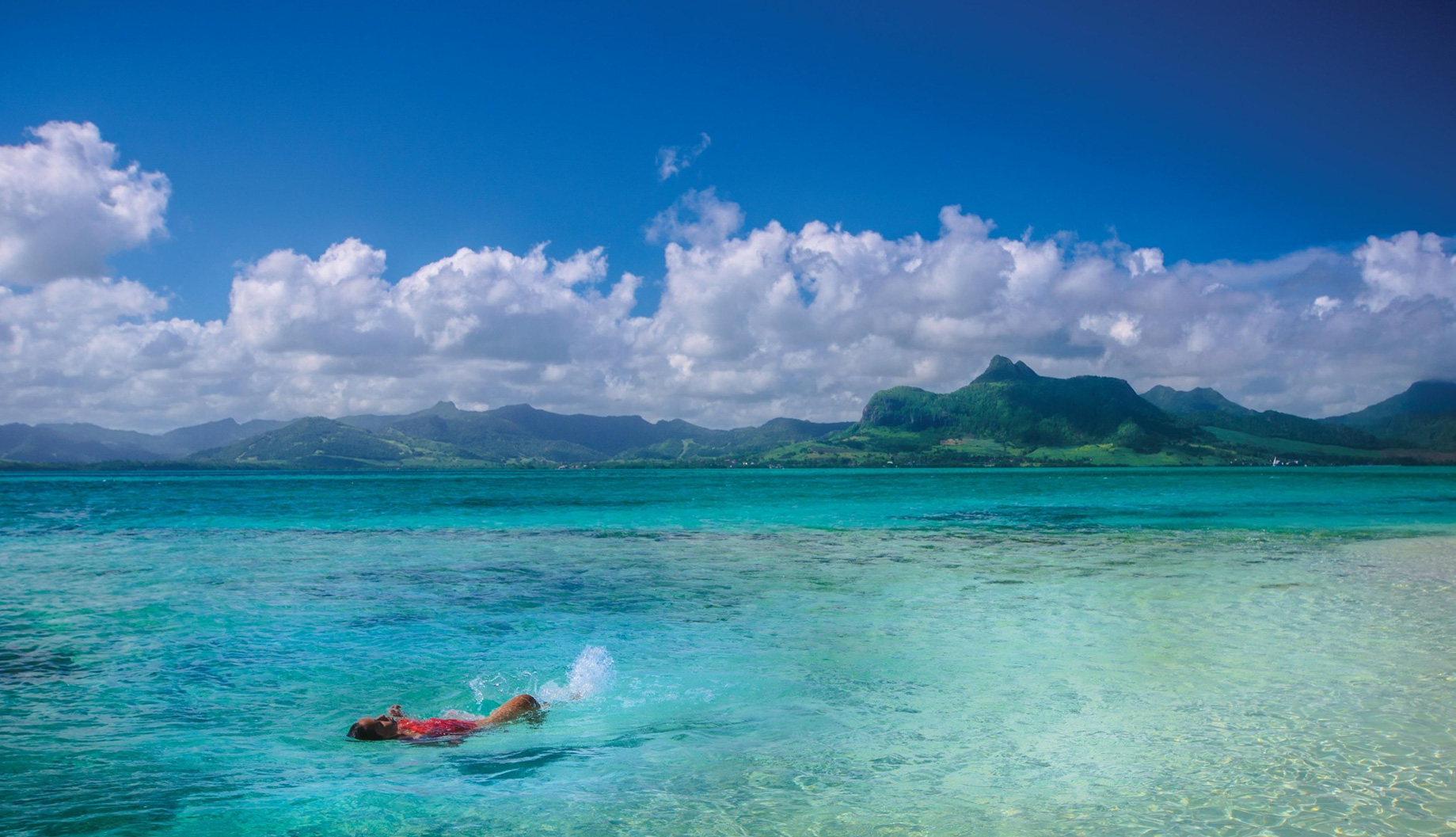 Anantara Iko Mauritius Resort & Villas - Plaine Magnien, Mauritius - Swimming