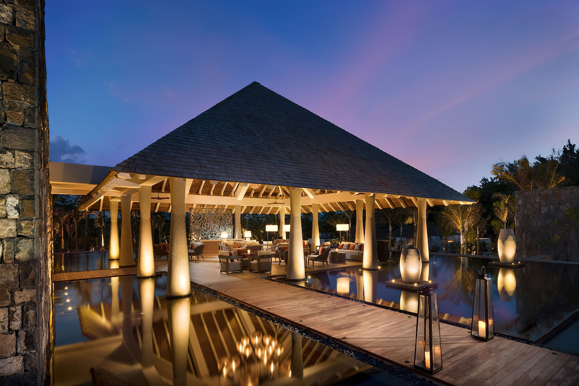 Anantara Iko Mauritius Resort & Villas – Plaine Magnien, Mauritius – Lobby Evening View