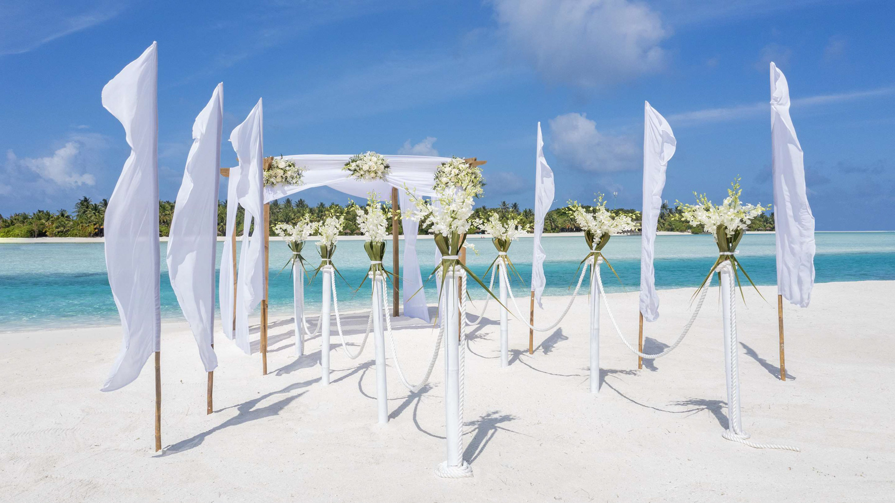 Naladhu Private Island Maldives Resort - South Male Atoll, Maldives - Beach Wedding