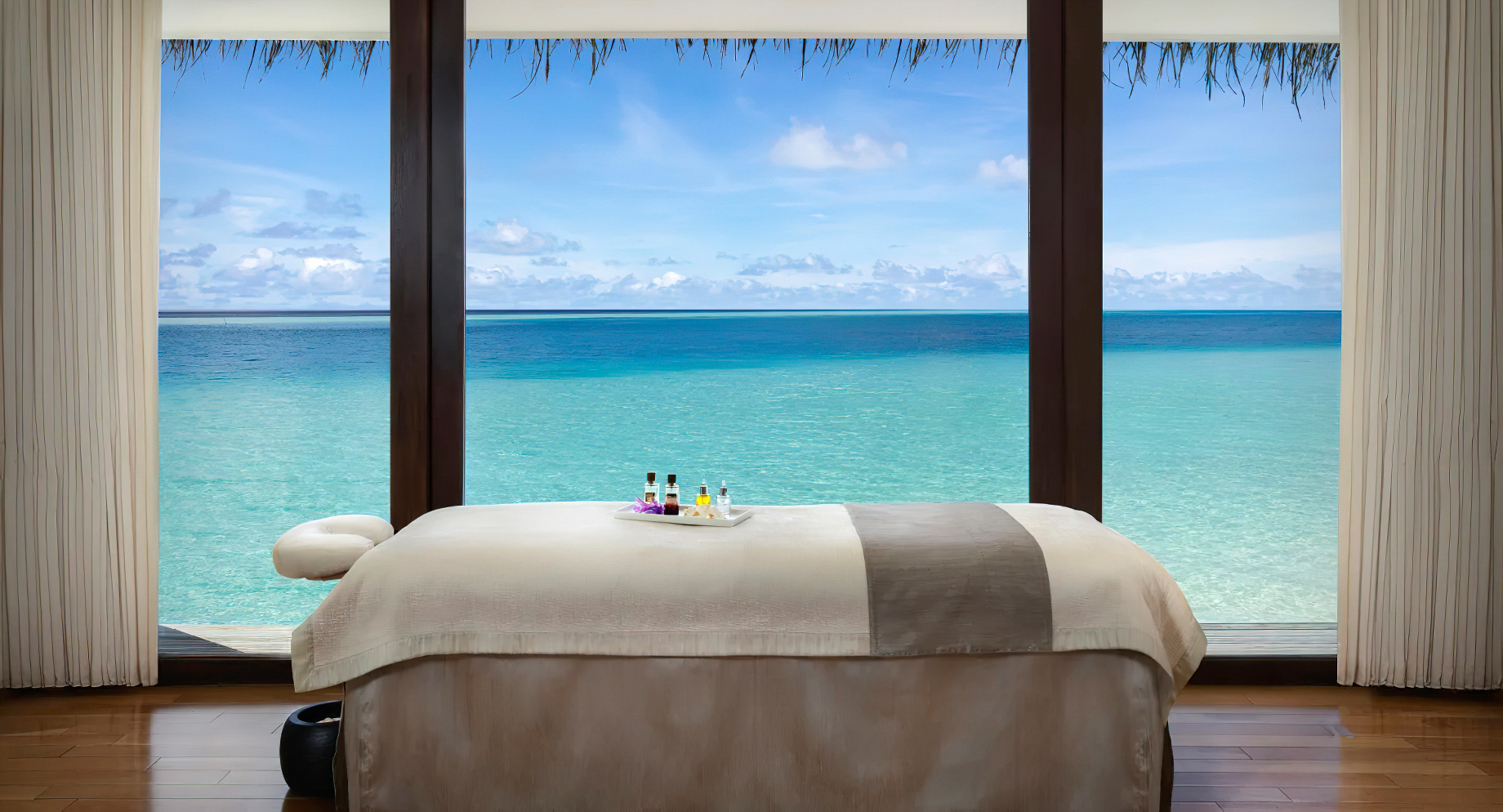 Niyama Private Islands Maldives Resort - Dhaalu Atoll, Maldives - Spa Lagoon Room