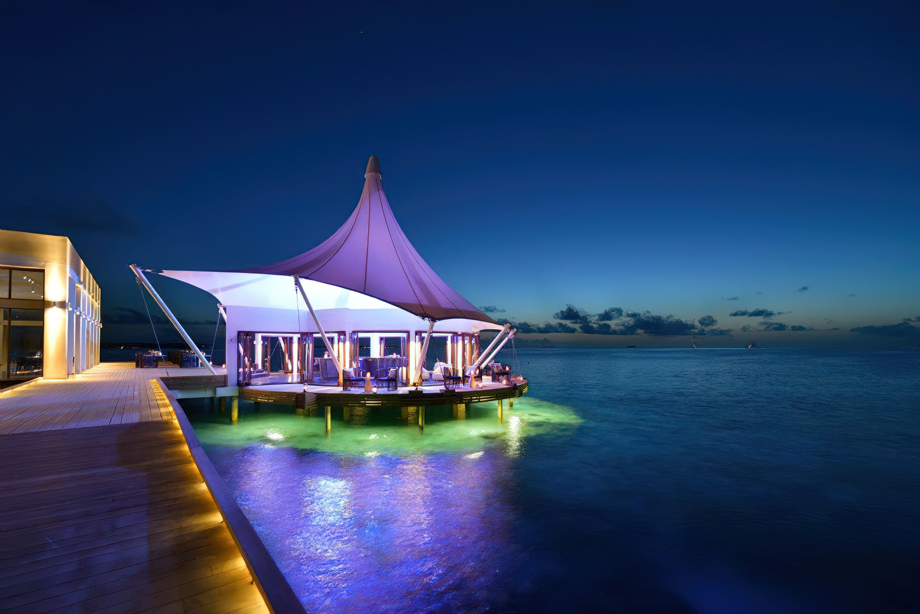 Niyama Private Islands Maldives Resort – Dhaalu Atoll, Maldives – Edge Restaurant