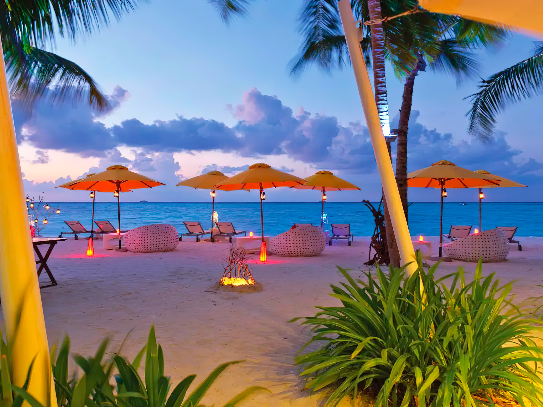 Niyama Private Islands Maldives Resort – Dhaalu Atoll, Maldives – Dune Beach Club Night