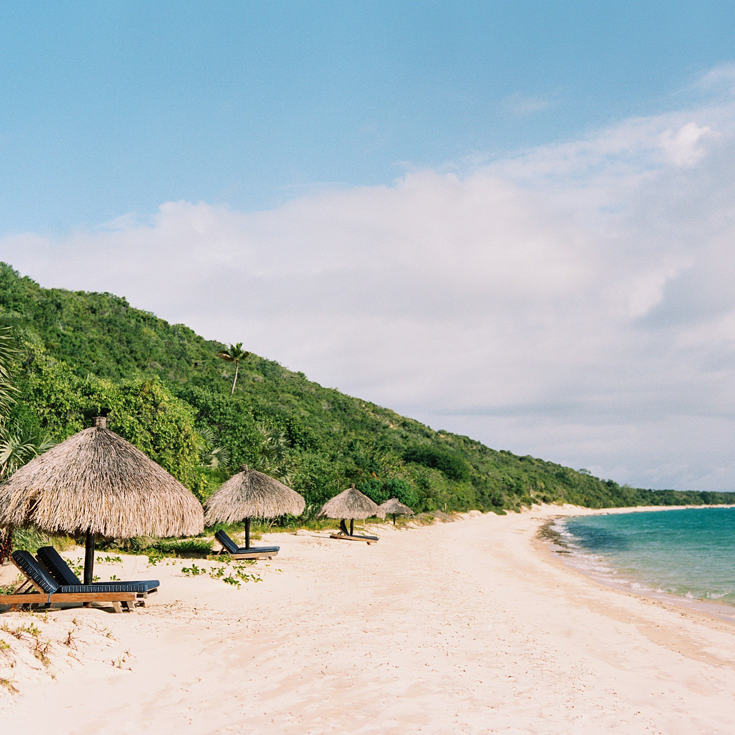 Anantara Bazaruto Island Resort - Mozambique - Resort Beach View