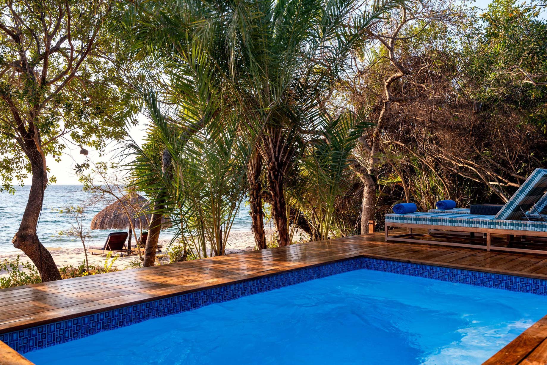 Anantara Bazaruto Island Resort - Mozambique - Beach Villa Pool Deck