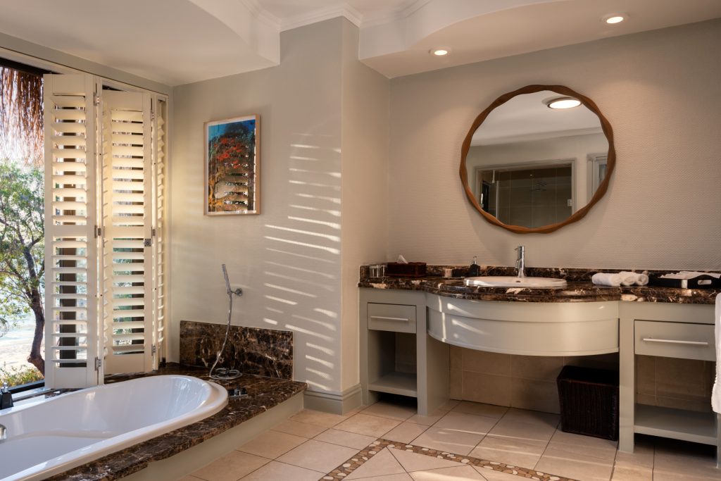 Anantara Bazaruto Island Resort - Mozambique - Beach Villa Bathroom