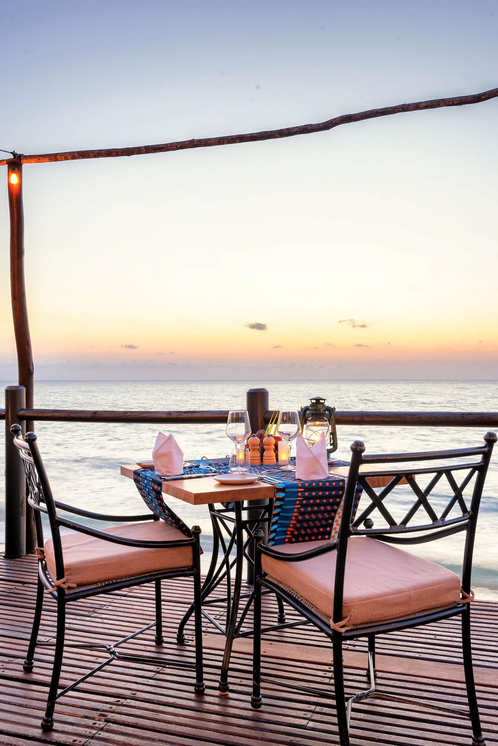Anantara Bazaruto Island Resort - Mozambique - Tartaruga Restaurant Beach Deck
