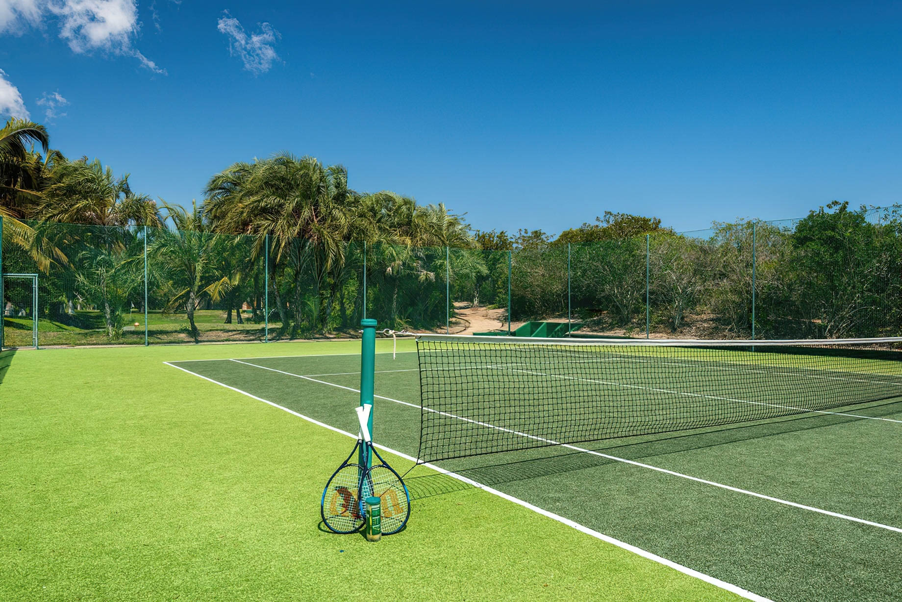 Anantara Bazaruto Island Resort – Mozambique – Tennis Court