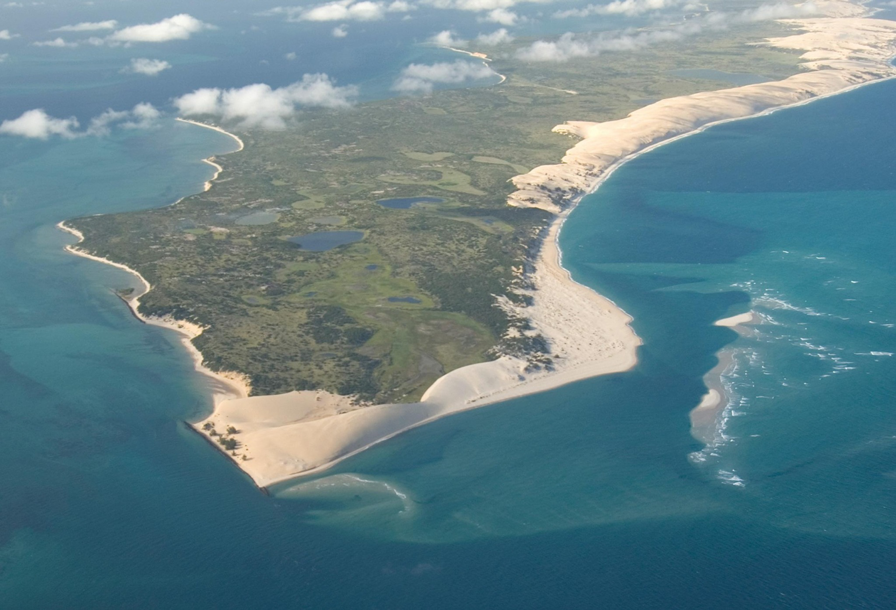 Anantara Bazaruto Island Resort - Mozambique - Island Aerial View