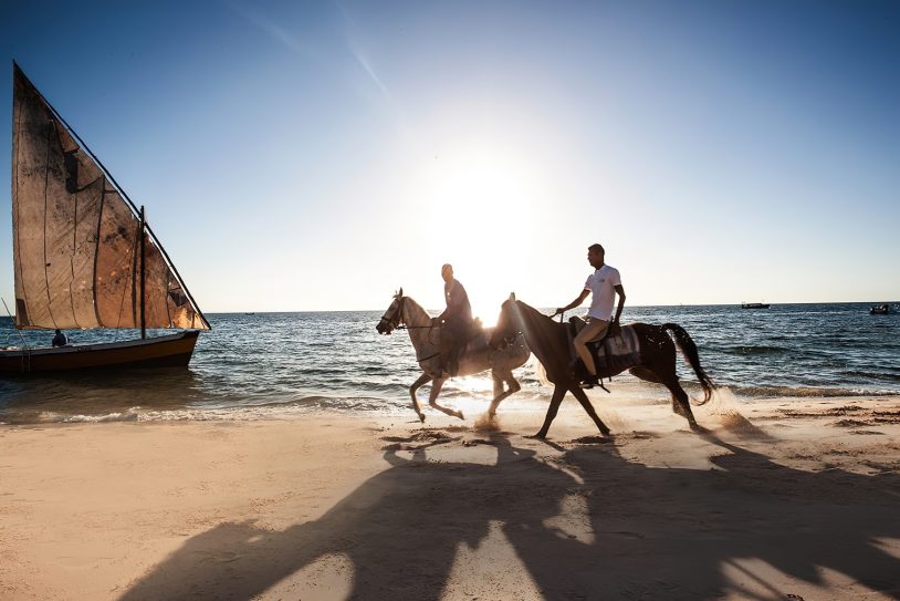 Anantara Bazaruto Island Resort - Mozambique - Beach Horseriding