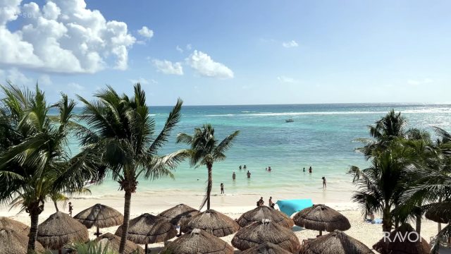 Relaxing Beach Views - Tropical Ocean Waves - Secret Akumal Riviera Maya - Mexico - Travel