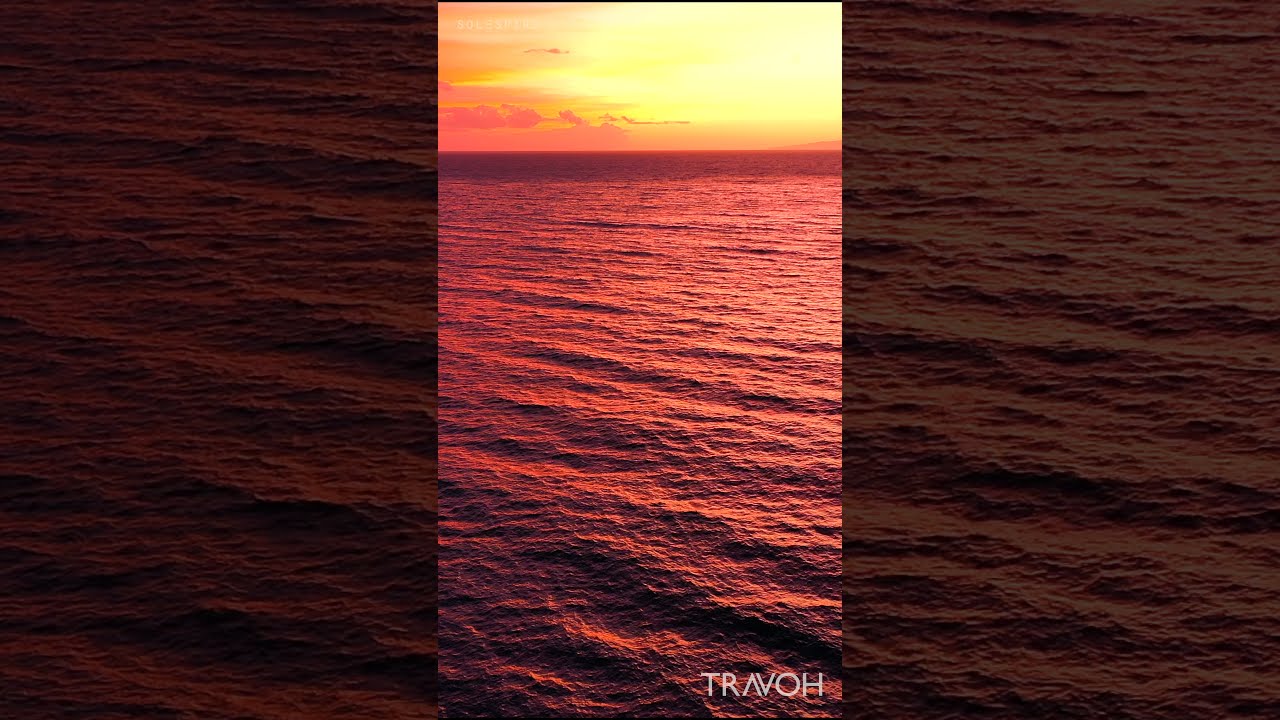 Sunset Loop Paradise - ASMR - Relaxing Waves Meditation - Maui Hawaii, USA - 4K Travel #shorts