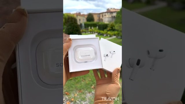 AirPods Pro 2 - Unboxing - Giardini di Palazzo Pfanner - Mura di Lucca, Tuscany, Italy