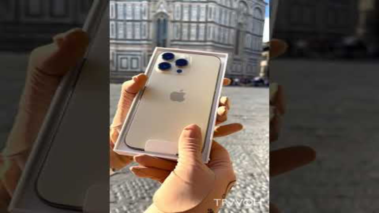 iPhone 14 Pro Max - Gold Unboxing - Cathedral of Santa Maria del Fiore - Florence, Tuscany, Italy