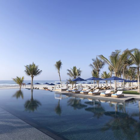 Al Baleed Resort Salalah by Anantara - Oman - Infinity Pool Ocean View