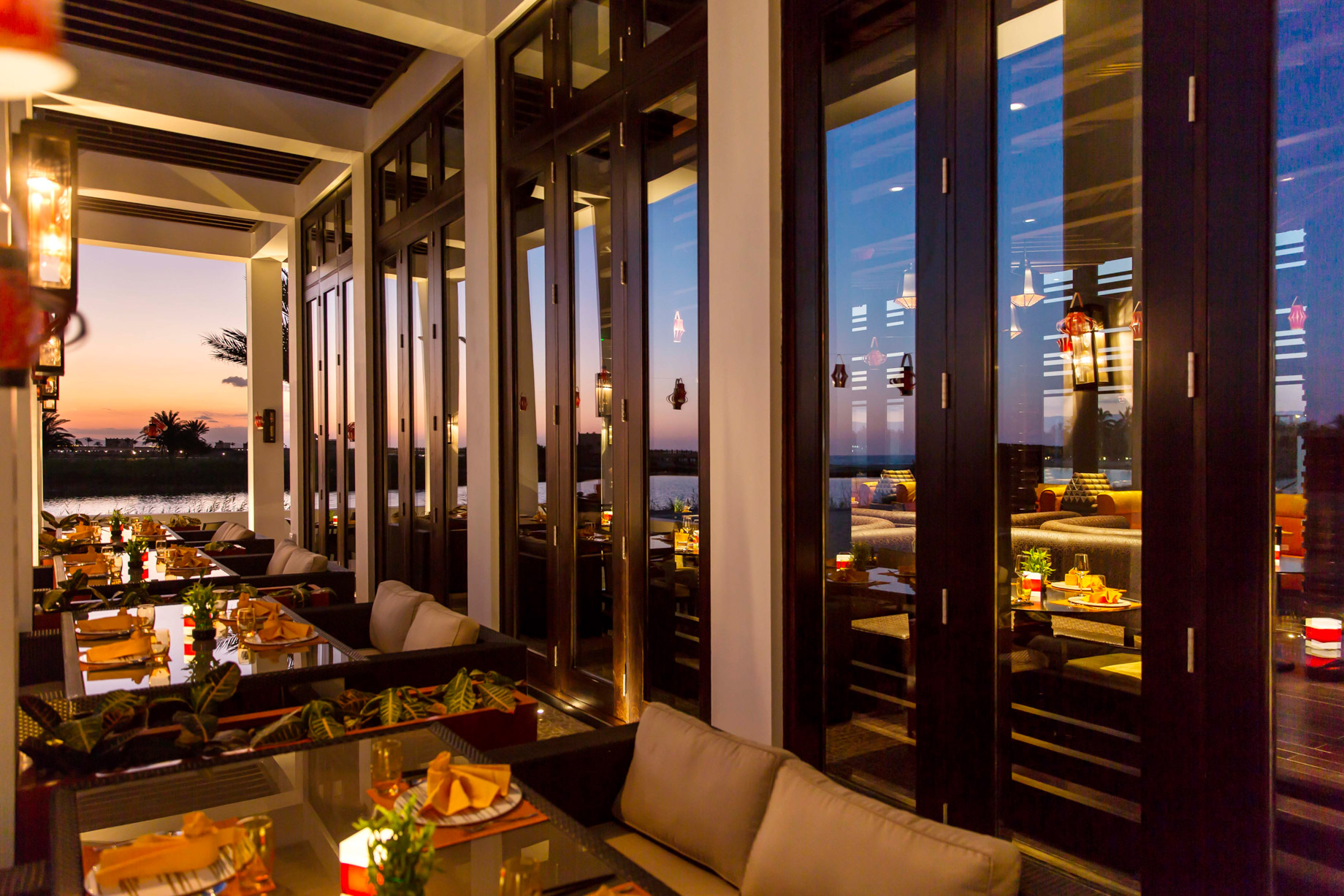 Al Baleed Resort Salalah by Anantara – Oman – Mekong Restaurant Dining Sunset