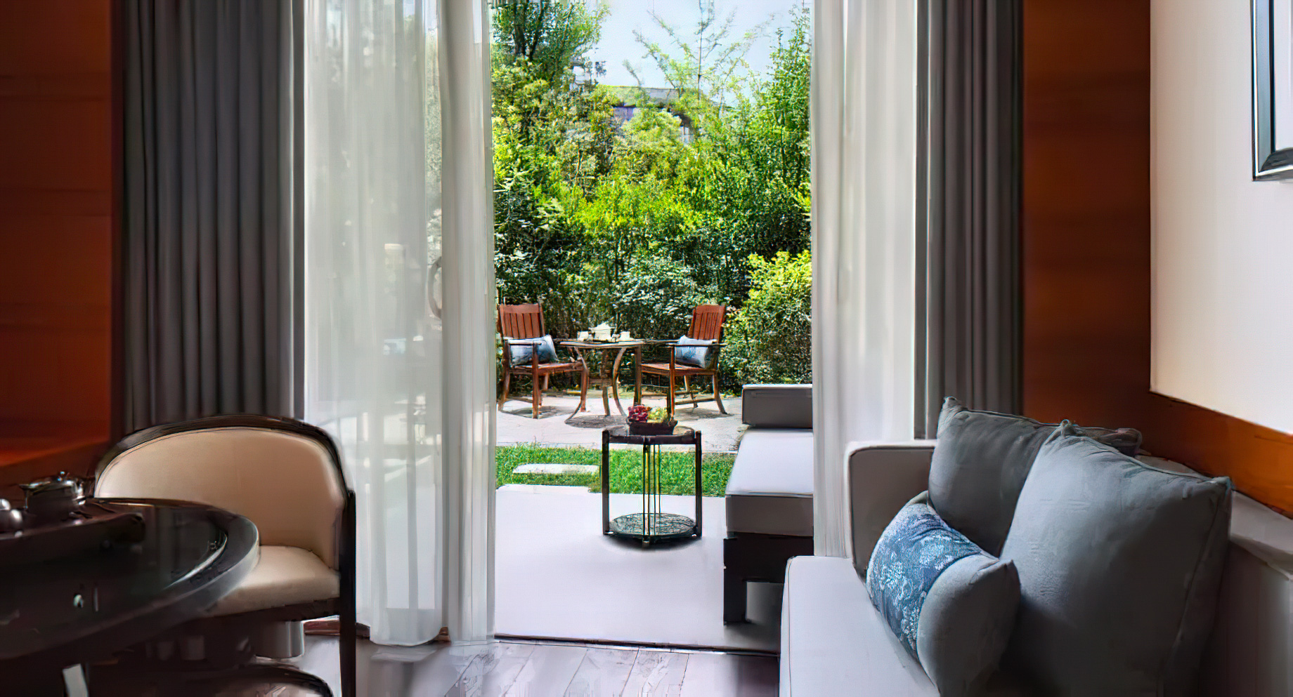 Anantara Guiyang Resort – Guiyang, China – Deluxe Garden Terrace Room