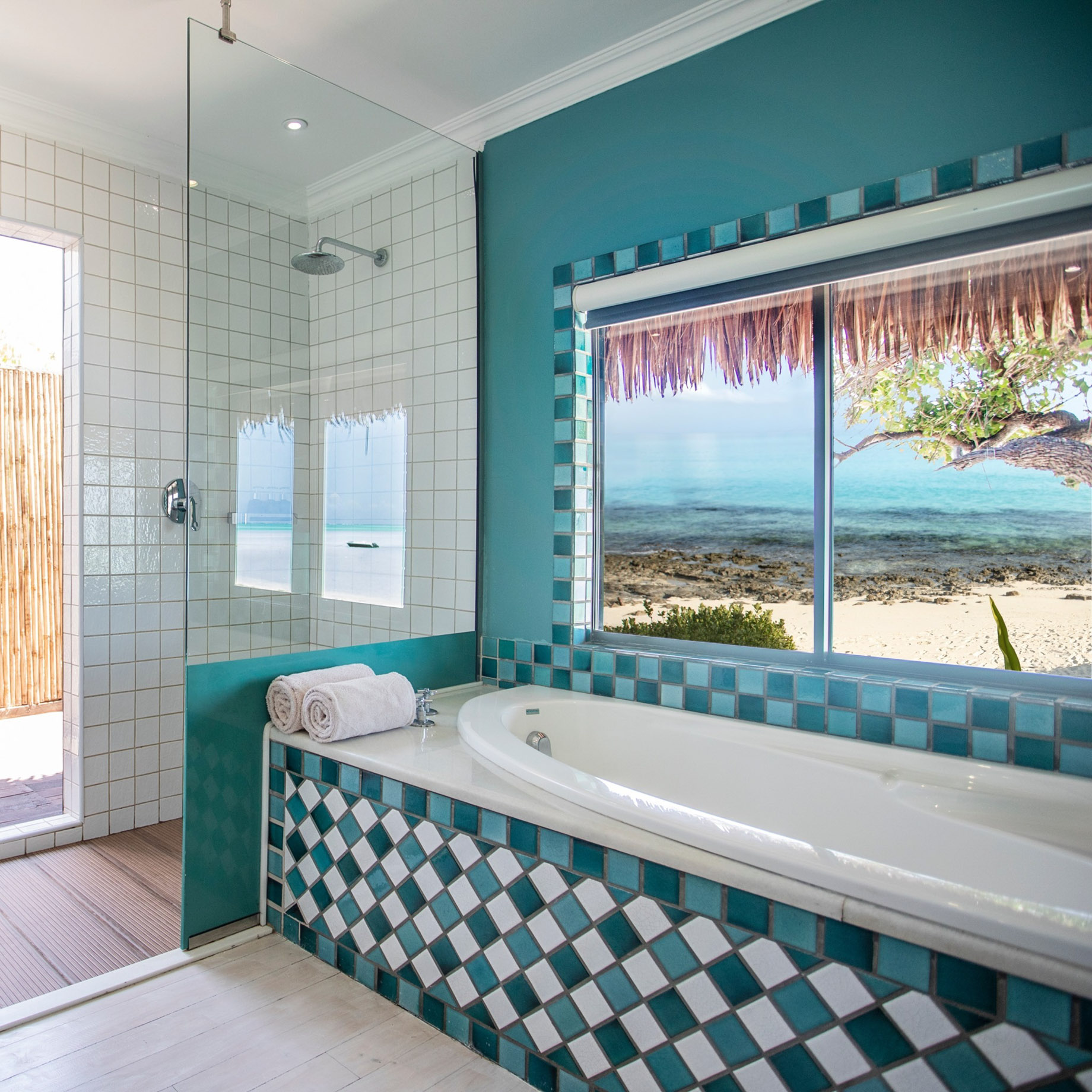 Anantara Medjumbe Island Resort - Mozambique - Beach Pool Villa Bathroom
