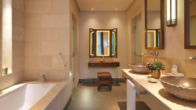 Anantara Al Jabal Al Akhdar Resort - Oman - Deluxe Canyon View Bathroom