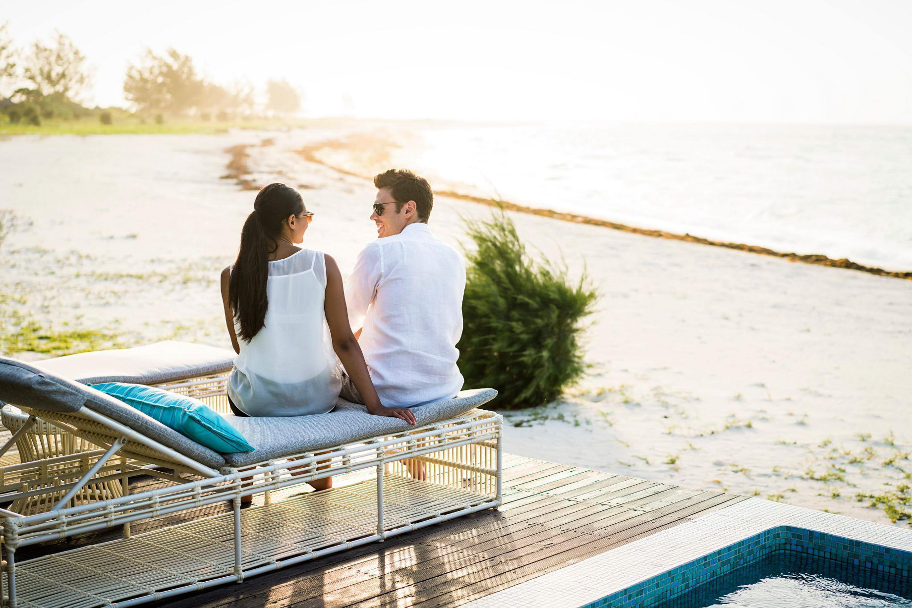 Anantara Medjumbe Island Resort - Mozambique - Couple Viewing Beach