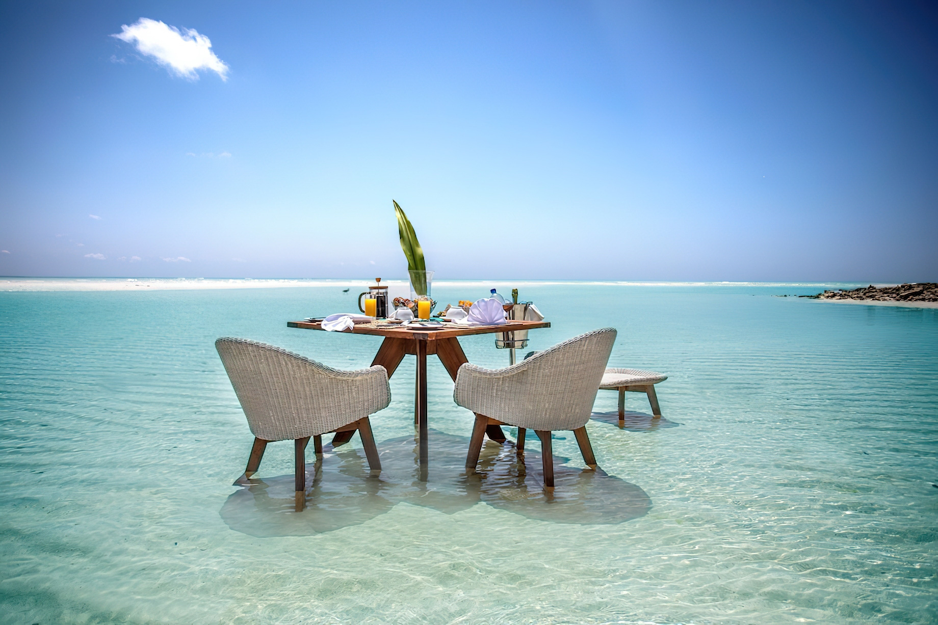 Anantara Medjumbe Island Resort - Mozambique - Beach Ocean Dining Table