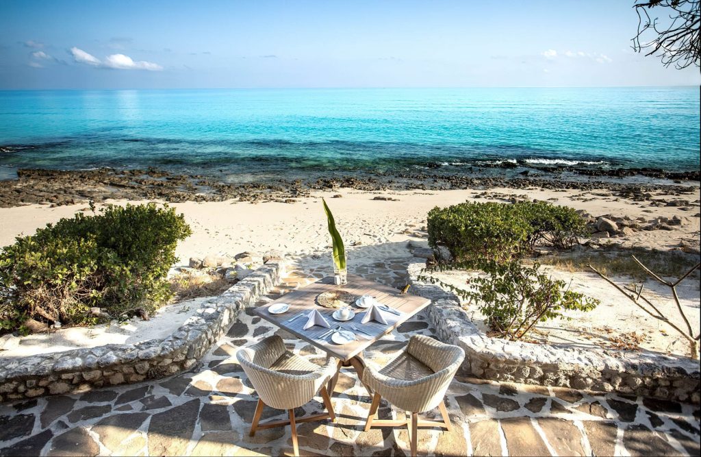 Anantara Medjumbe Island Resort - Mozambique - Jahazi Restaurant Outdoor Beachfront Dining