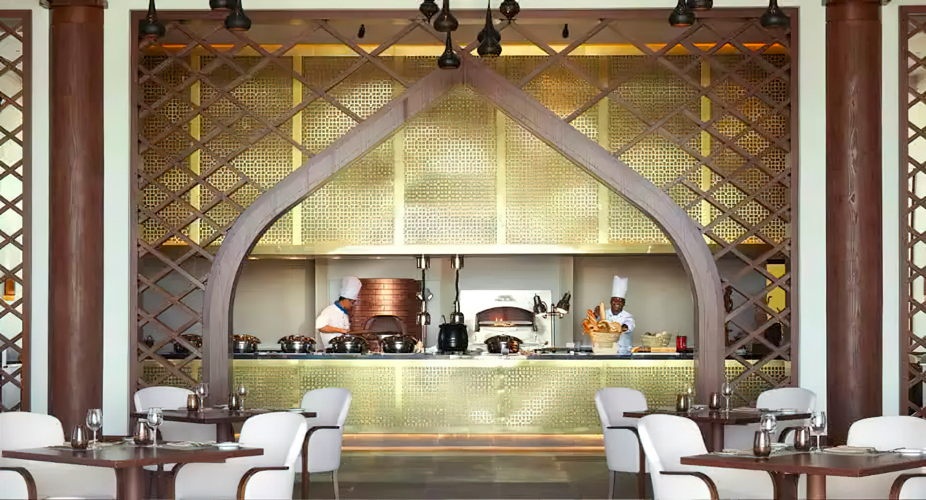 Anantara Al Jabal Al Akhdar Resort – Oman – Al Maisan Restaurant