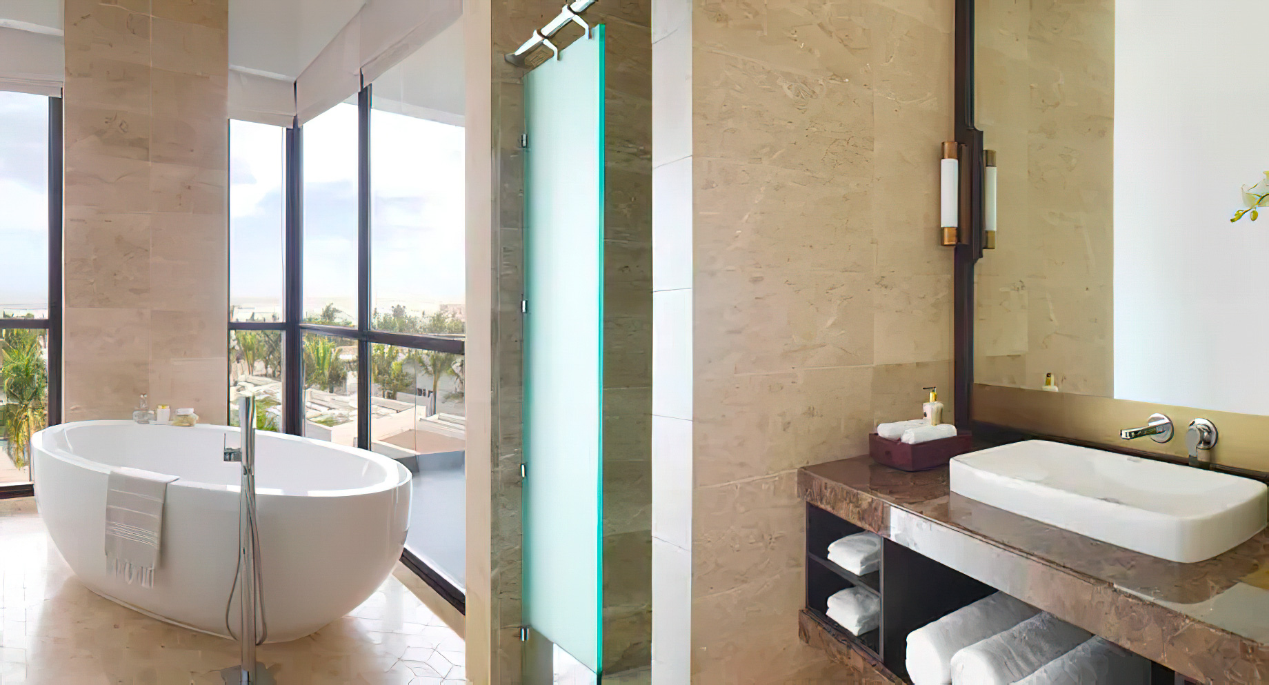 Al Baleed Resort Salalah by Anantara - Oman - Deluxe Sunset View Bathroom