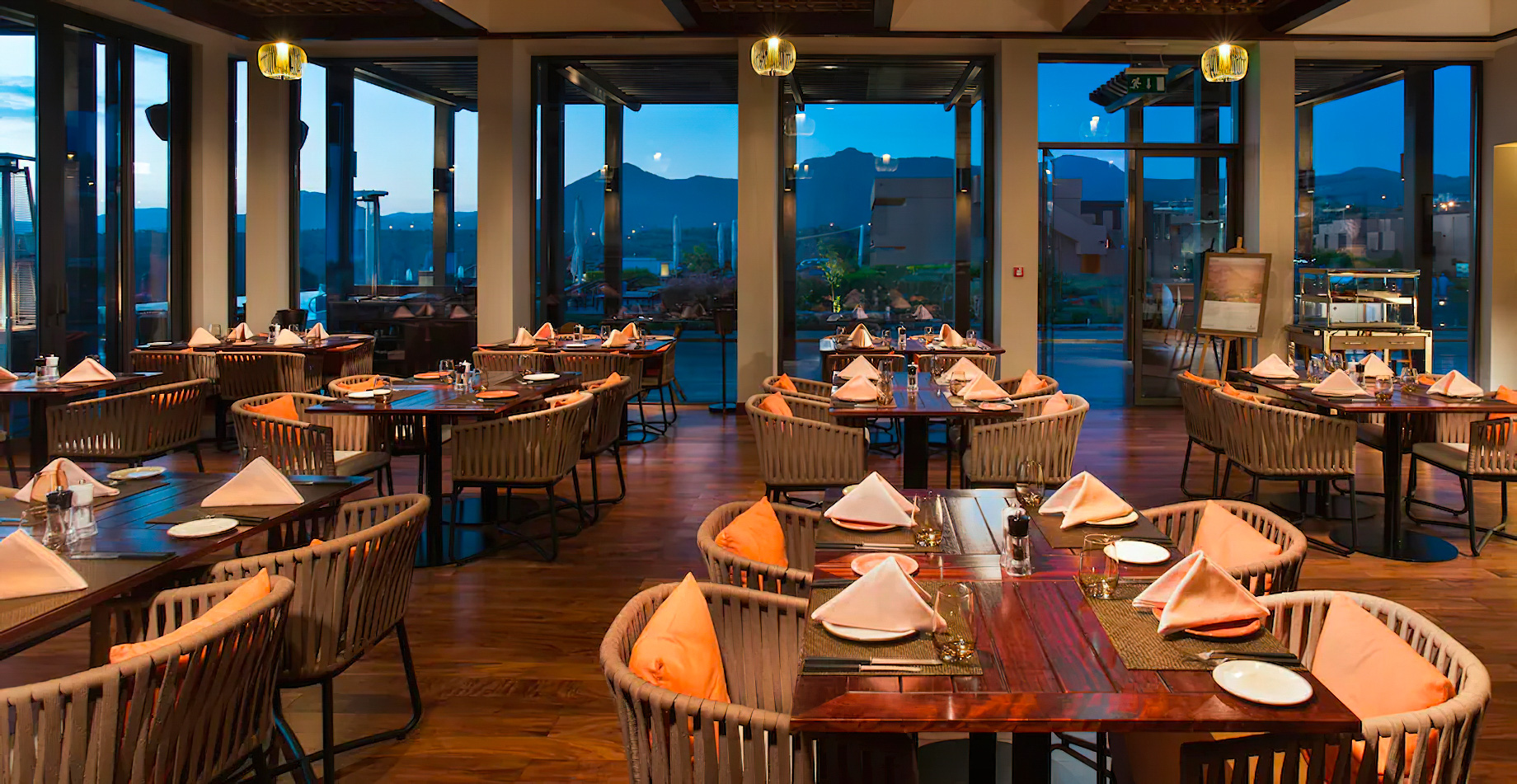 Anantara Al Jabal Al Akhdar Resort – Oman – Bella Vista Restaurant Evening Dining