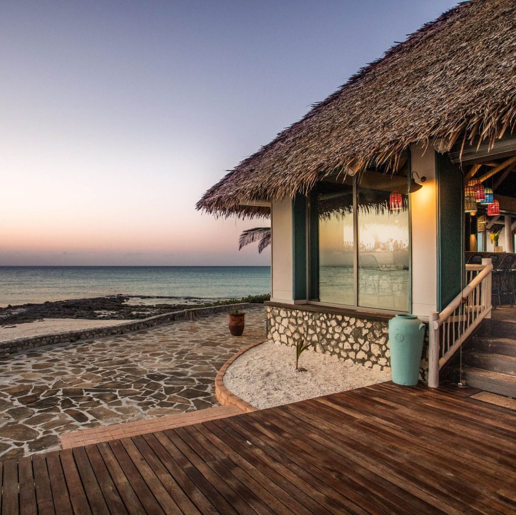 Anantara Medjumbe Island Resort - Mozambique - Bahari Lounge Bar Outdoor View