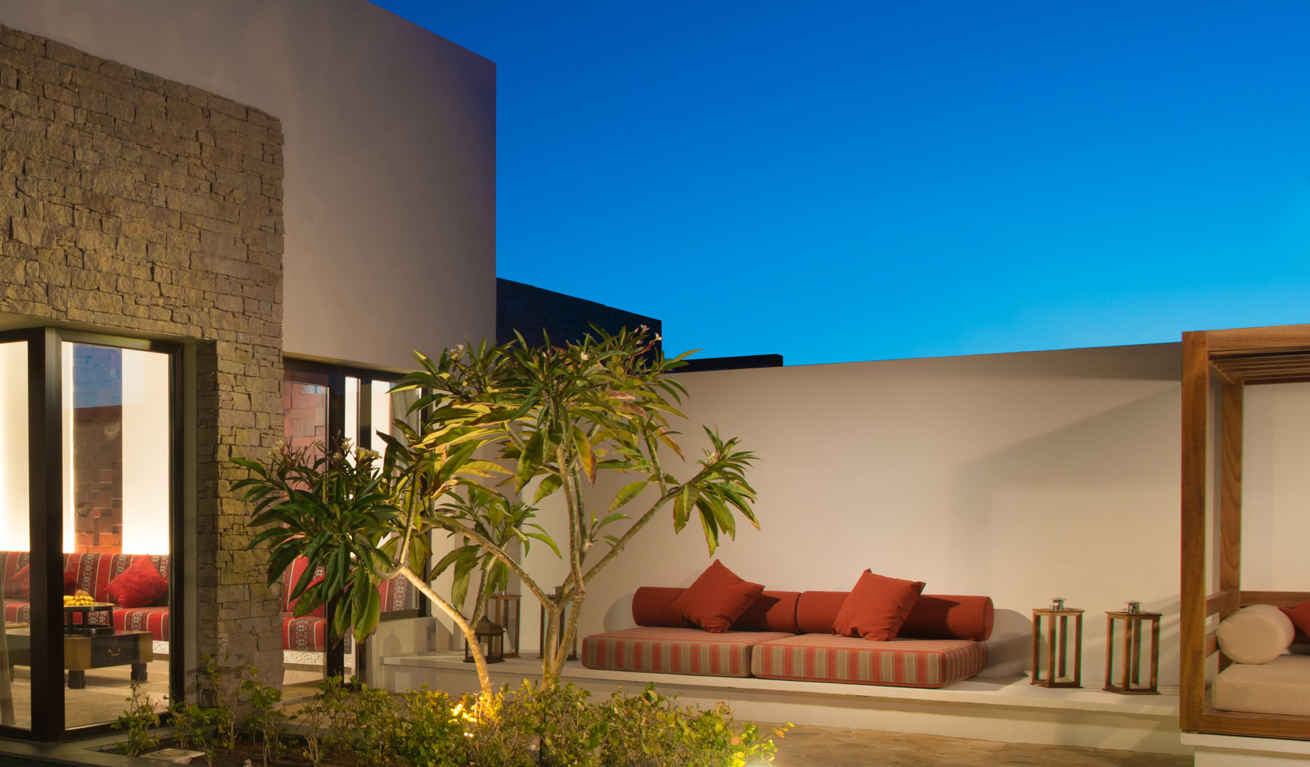 Al Baleed Resort Salalah by Anantara – Oman – Beach Villa Exterior Night