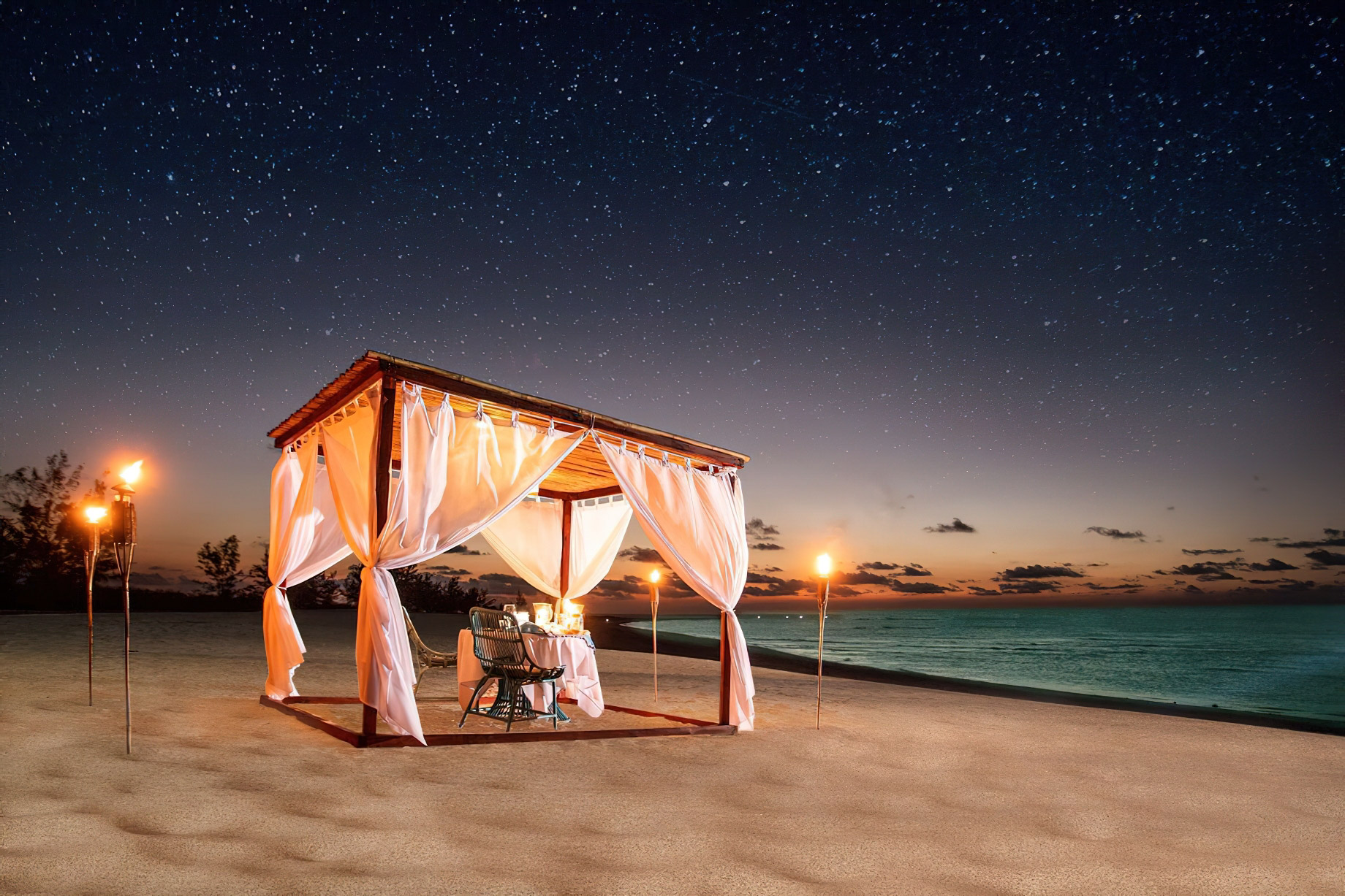 Anantara Medjumbe Island Resort – Mozambique – Night Sky Beach Dining