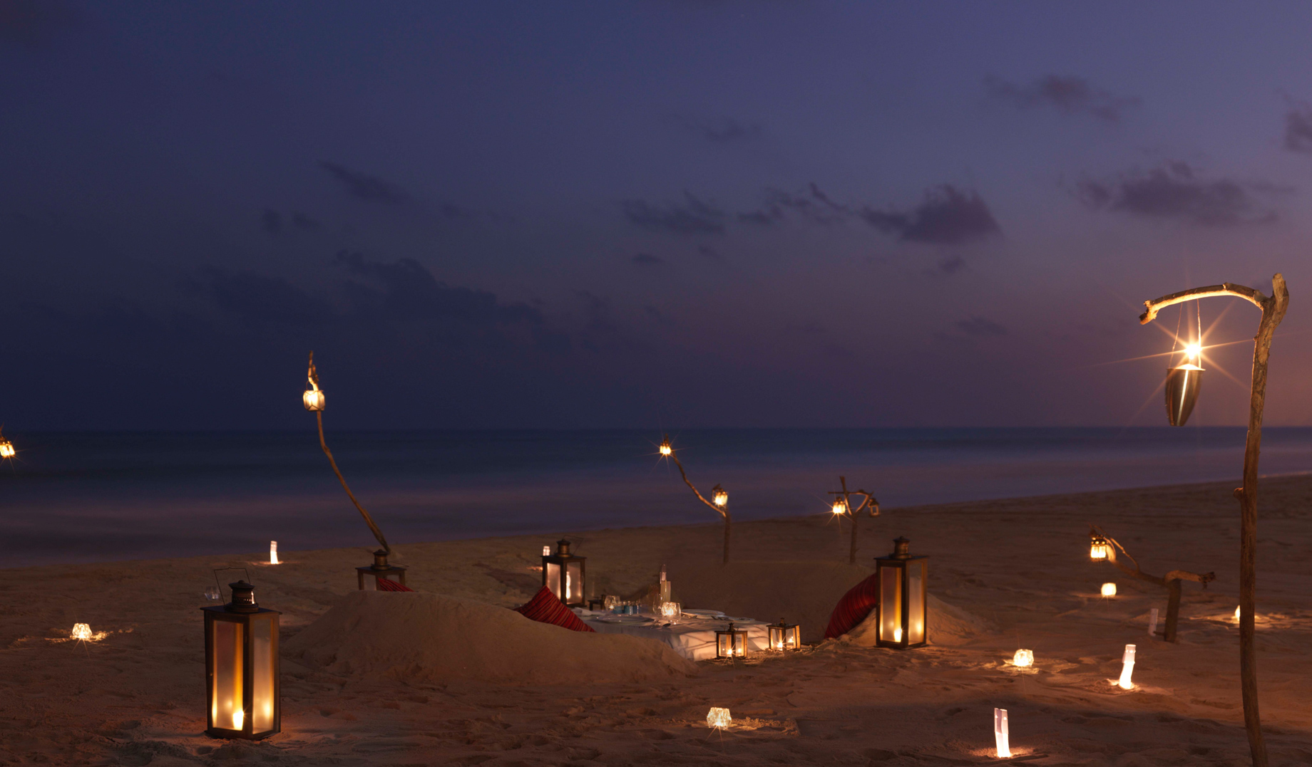 Al Baleed Resort Salalah by Anantara – Oman – Beach Sand Dining Night