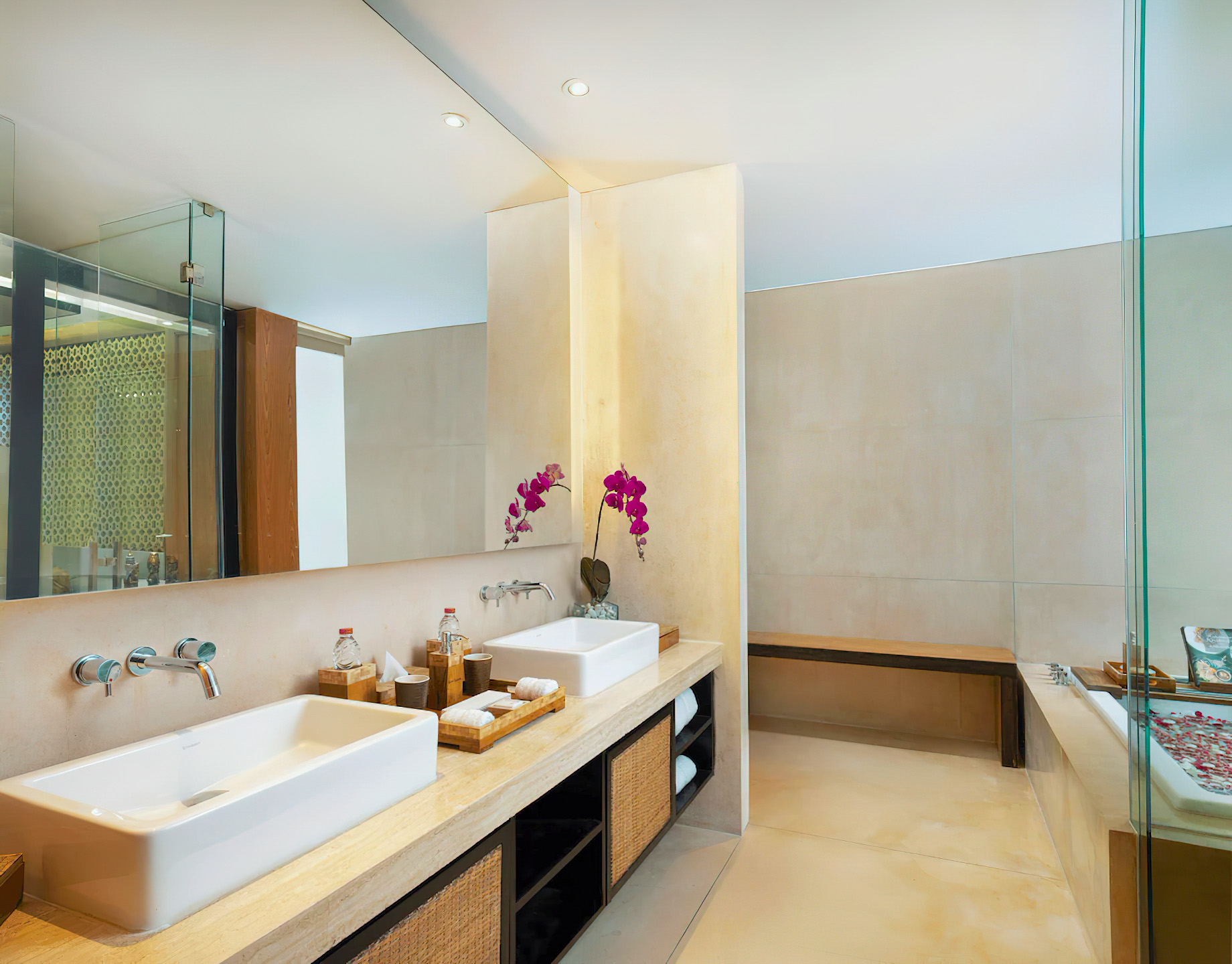 Anantara Seminyak Bali Resort - Bali, Indonesia - Ocean Suite Bathroom