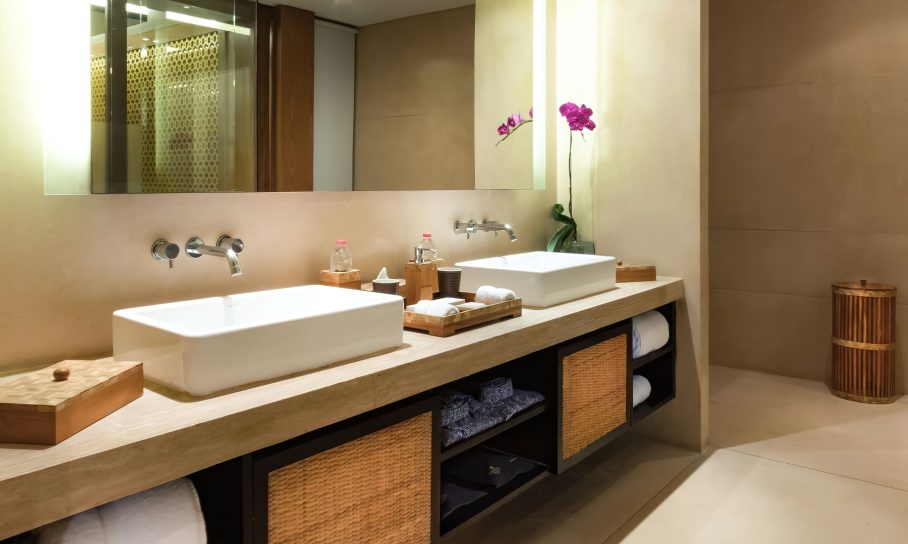 Anantara Seminyak Bali Resort - Bali, Indonesia - Pool Suite Bathroom