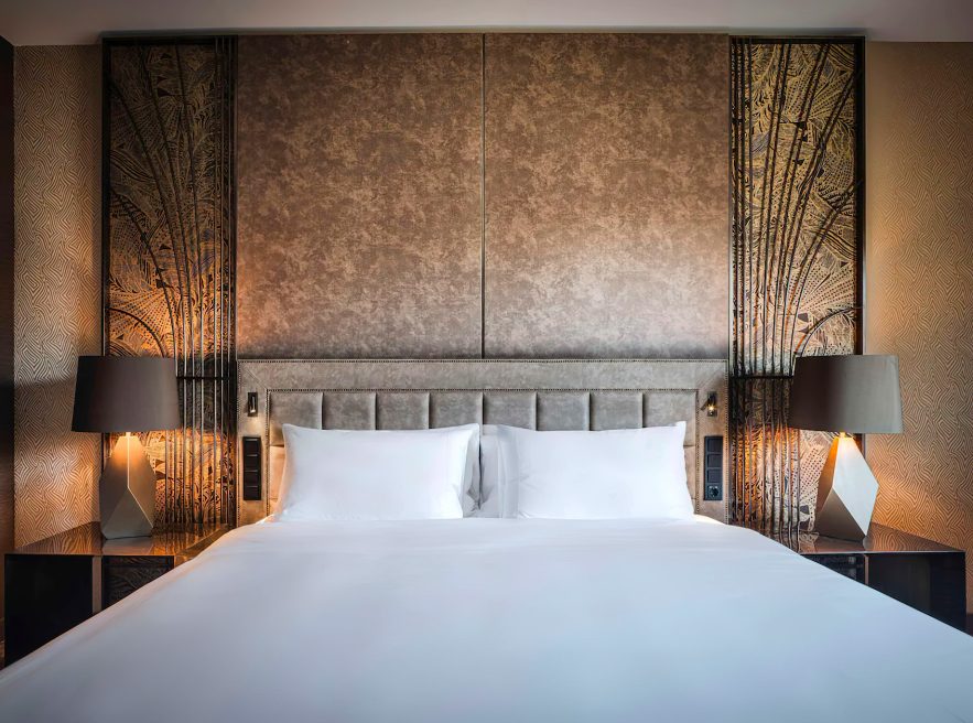 Anantara New York Palace Budapest Hotel - Hungary - Deluxe Room Bed