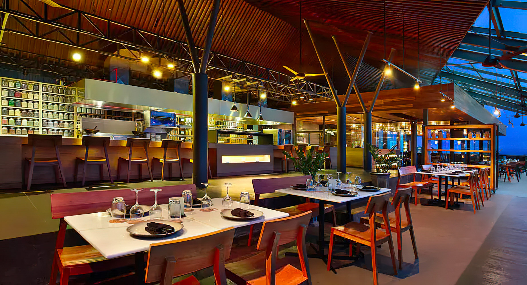 Anantara Seminyak Bali Resort – Bali, Indonesia – MoonLite Kitchen and Bar