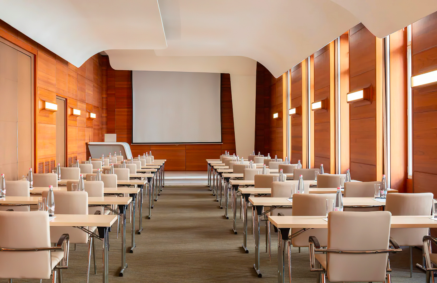 Anantara New York Palace Budapest Hotel - Hungary - Meeting Room