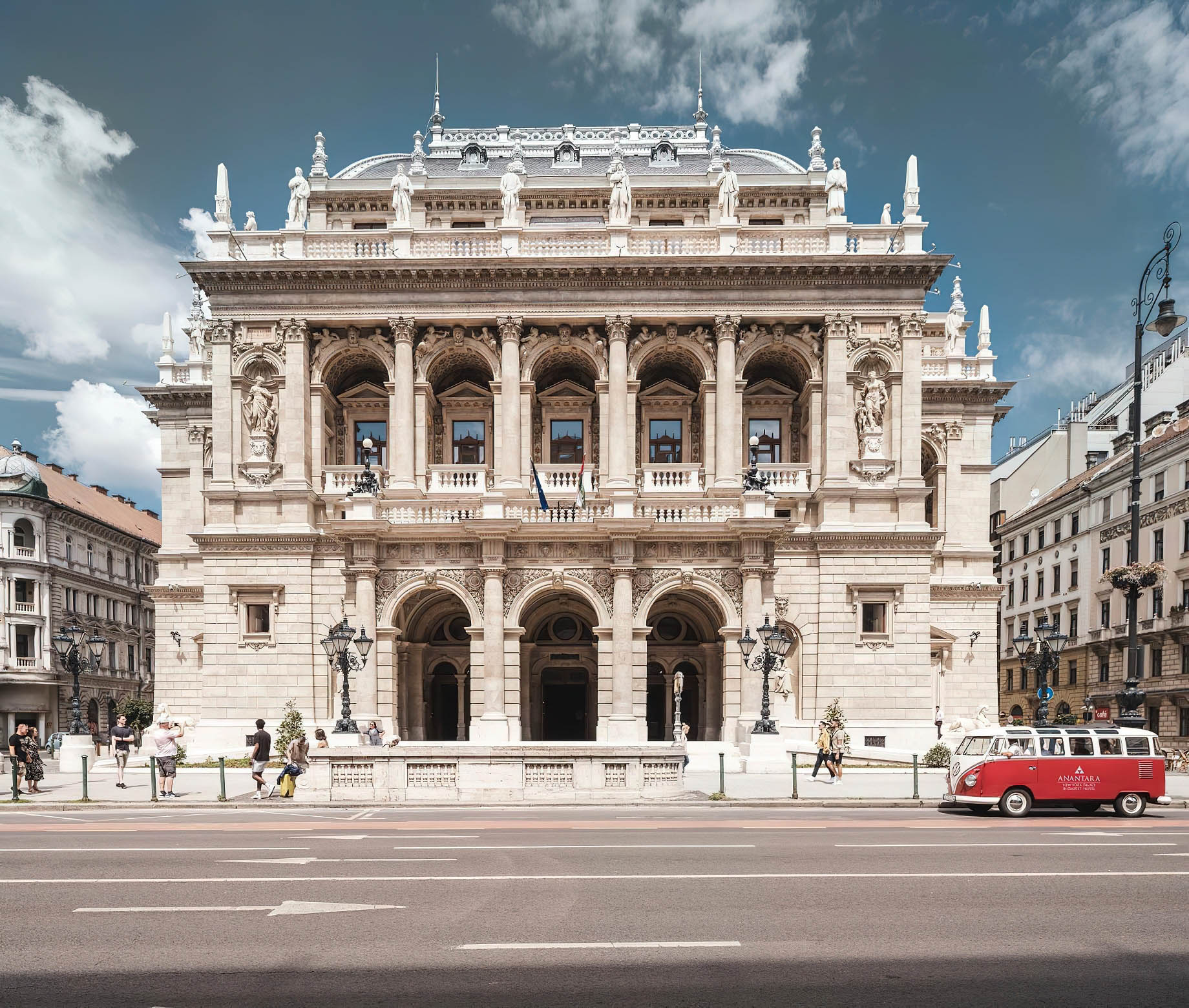 Anantara New York Palace Budapest Hotel – Hungary – City Tour