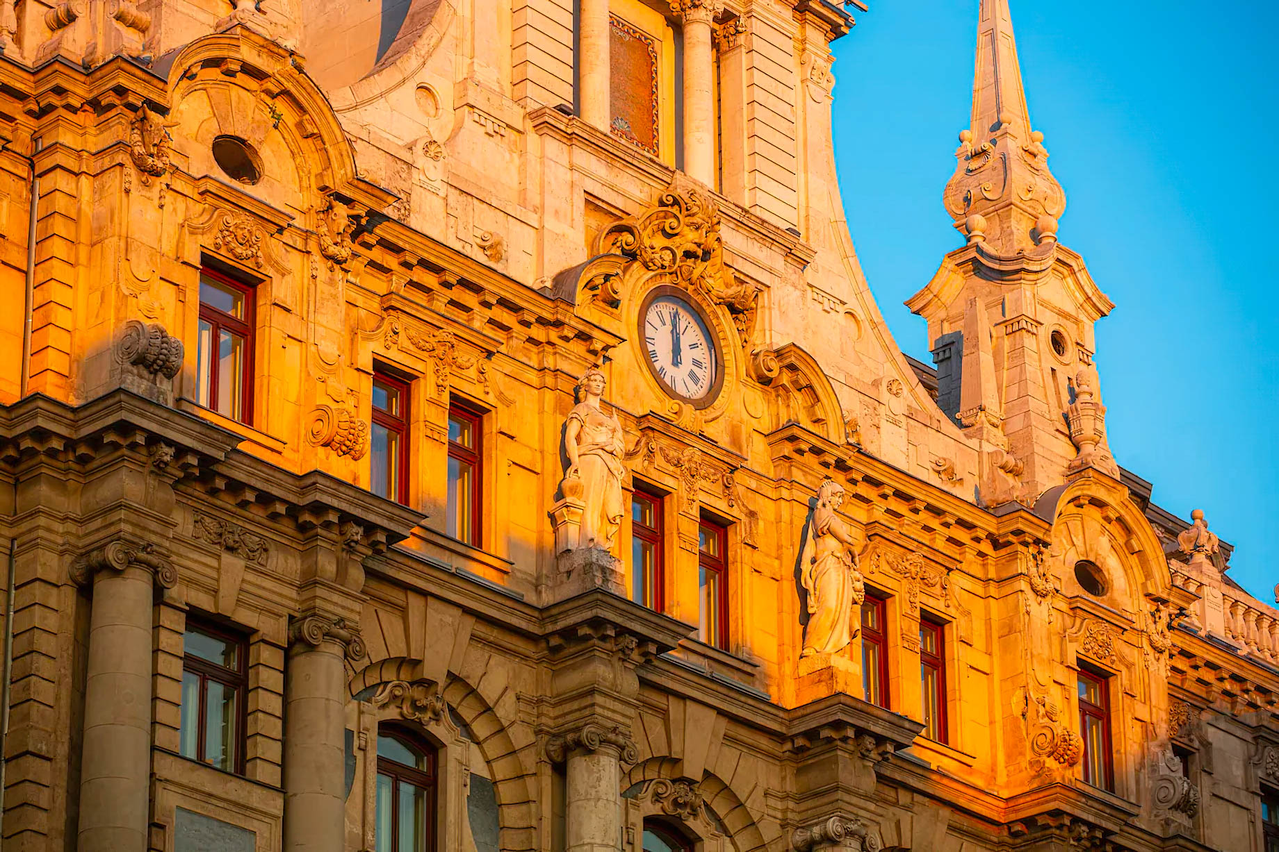 Anantara New York Palace Budapest Hotel – Hungary – Hotel Exterior Decor