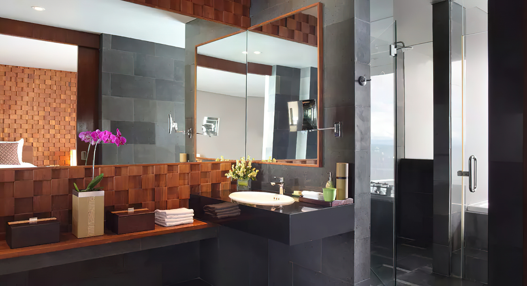 Anantara Uluwatu Bali Resort – Bali, Indonesia – Ocean View Suite Bathroom