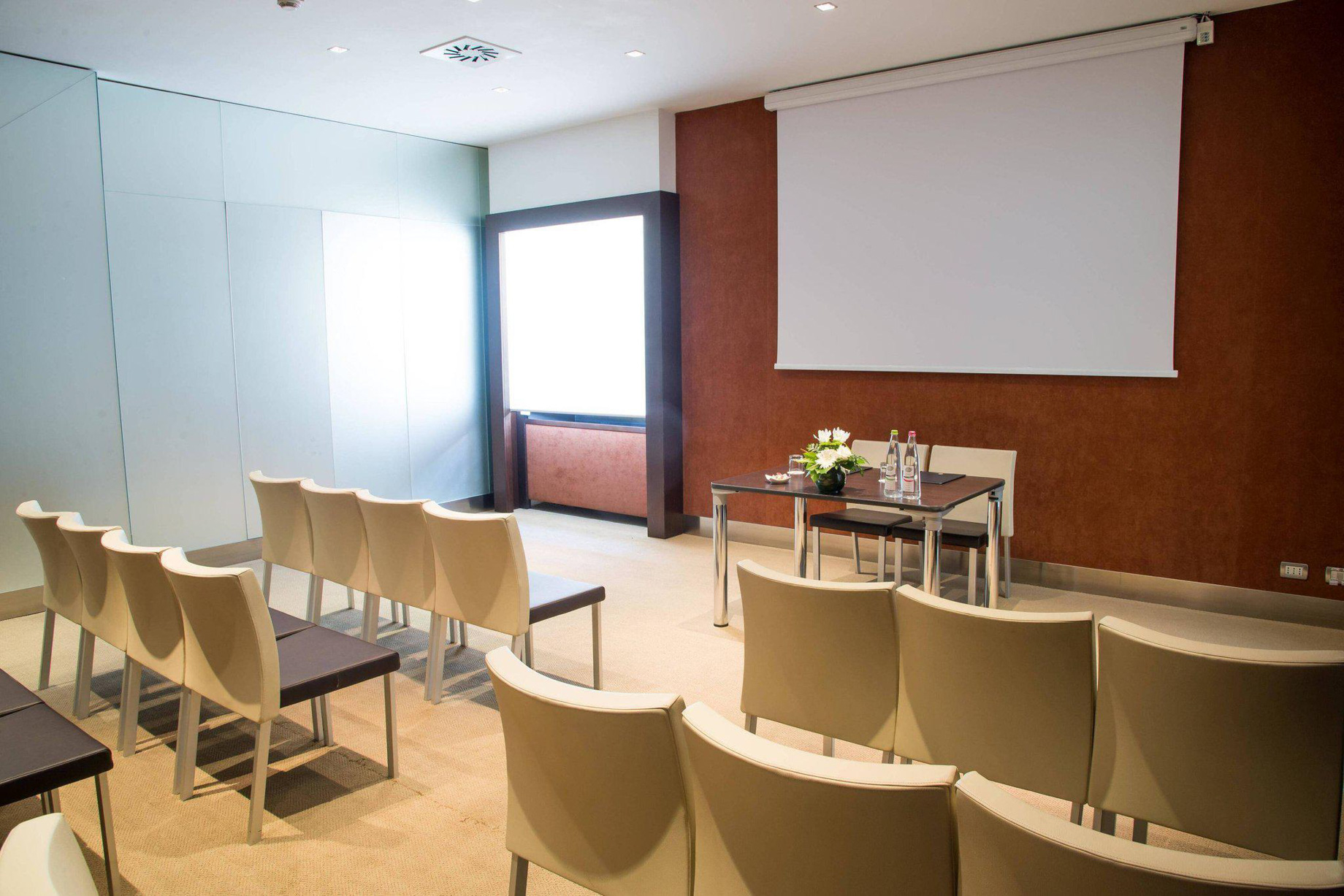 Anantara Palazzo Naiadi Rome Hotel - Rome, Italy - Meeting Room