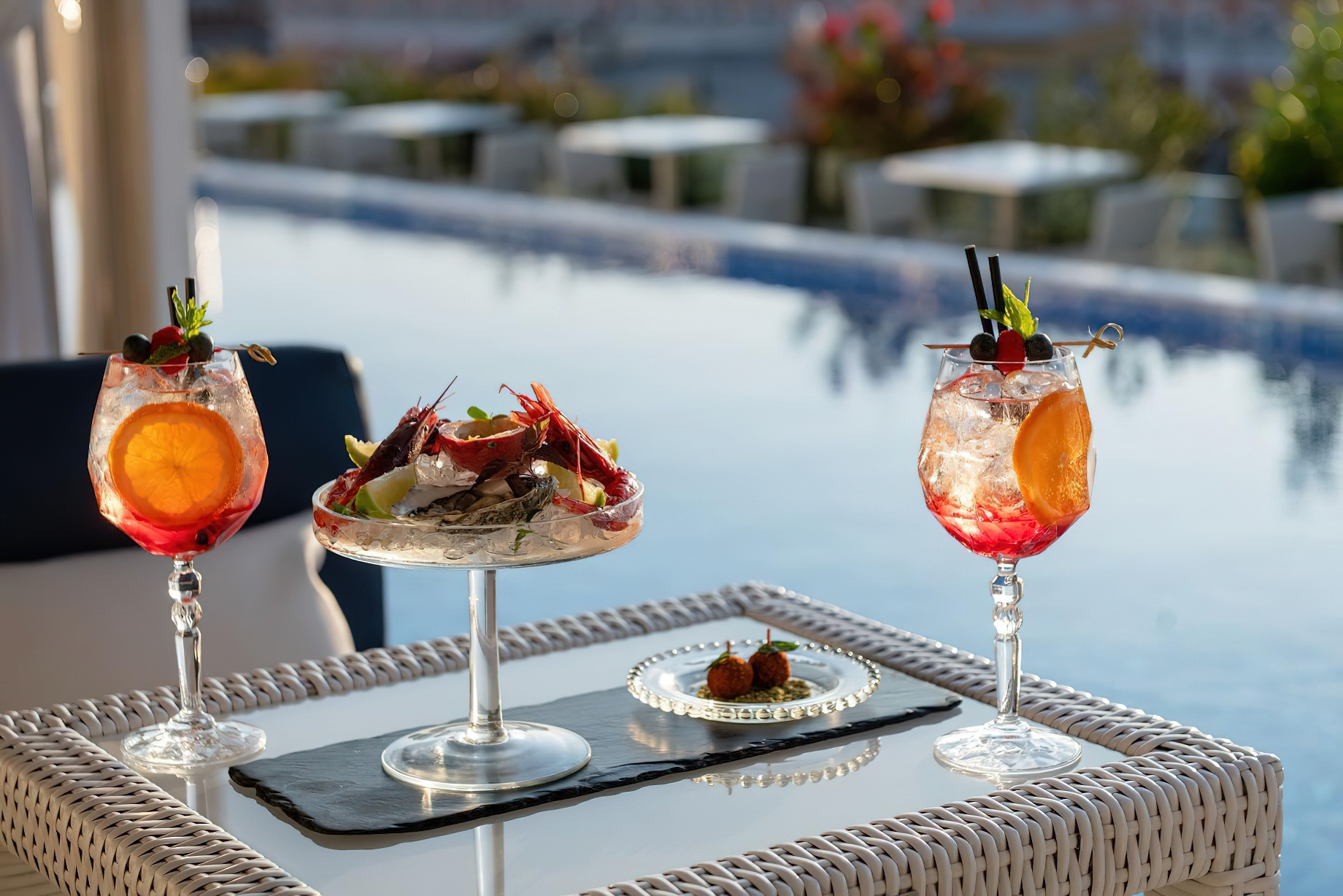 Anantara Palazzo Naiadi Rome Hotel - Rome, Italy - Rooftop Pool Bar & Restaurant Cocktails