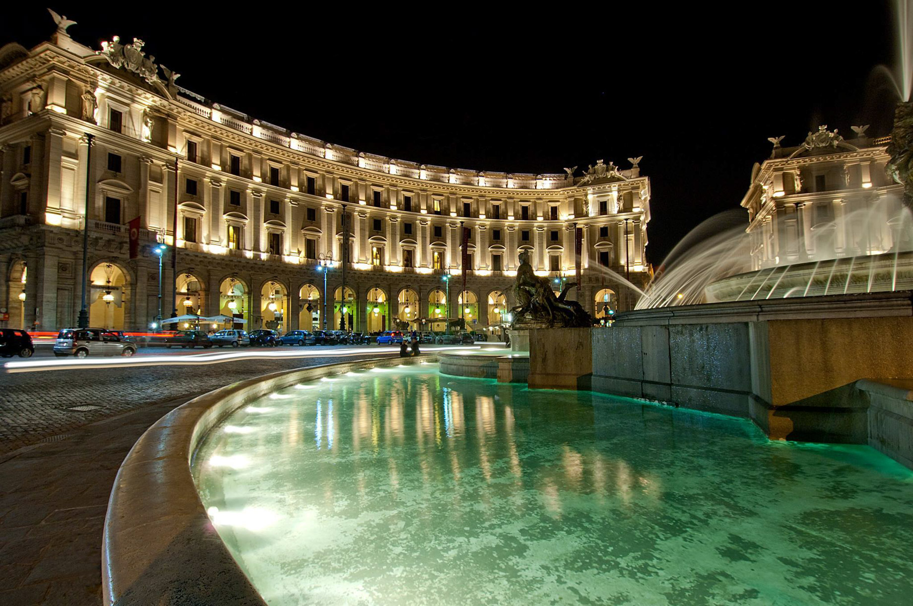 Anantara Palazzo Naiadi Rome Hotel – Rome, Italy – Exterior Fountain