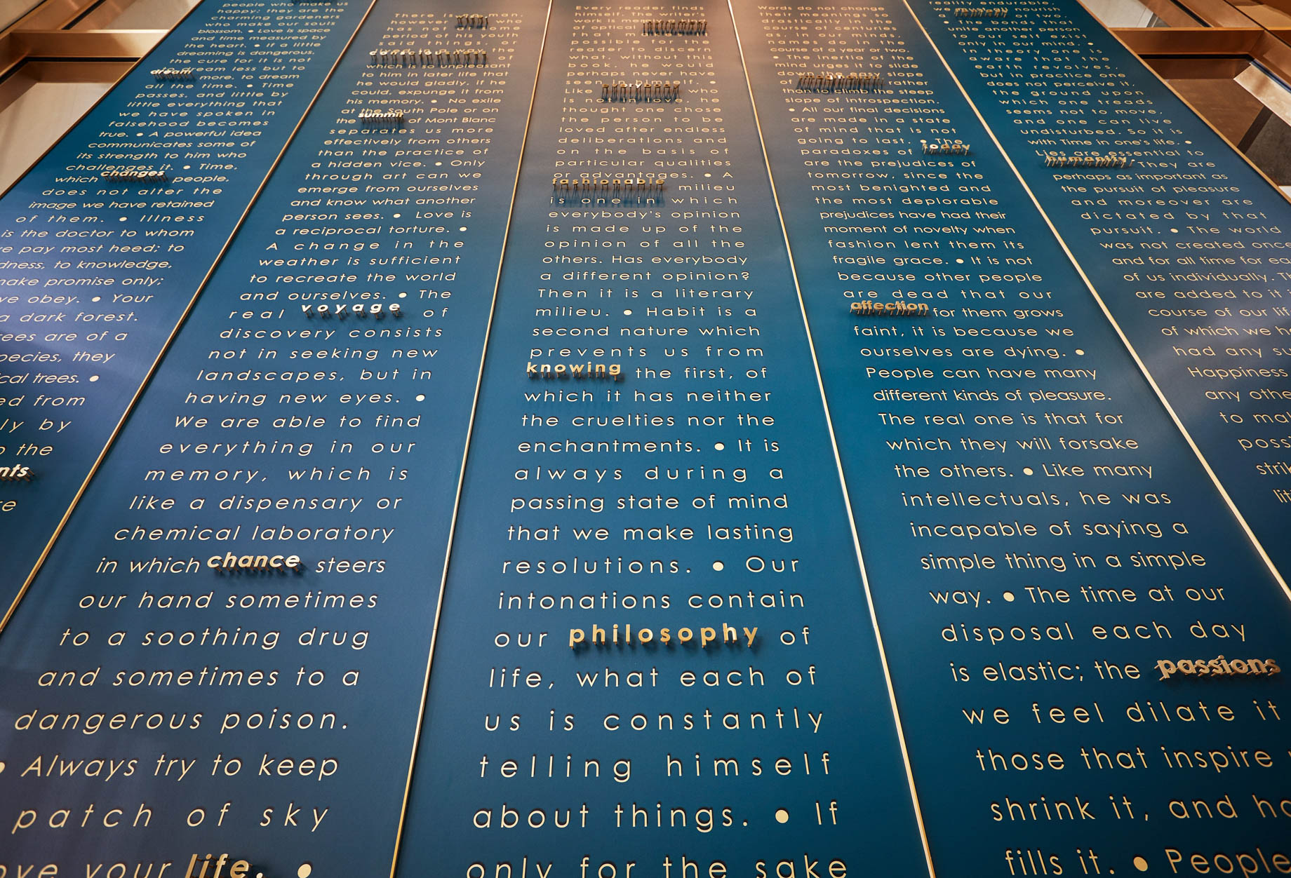 Viceroy Chicago Hotel – Chicago, IL, USA – Lobby Lounge Art