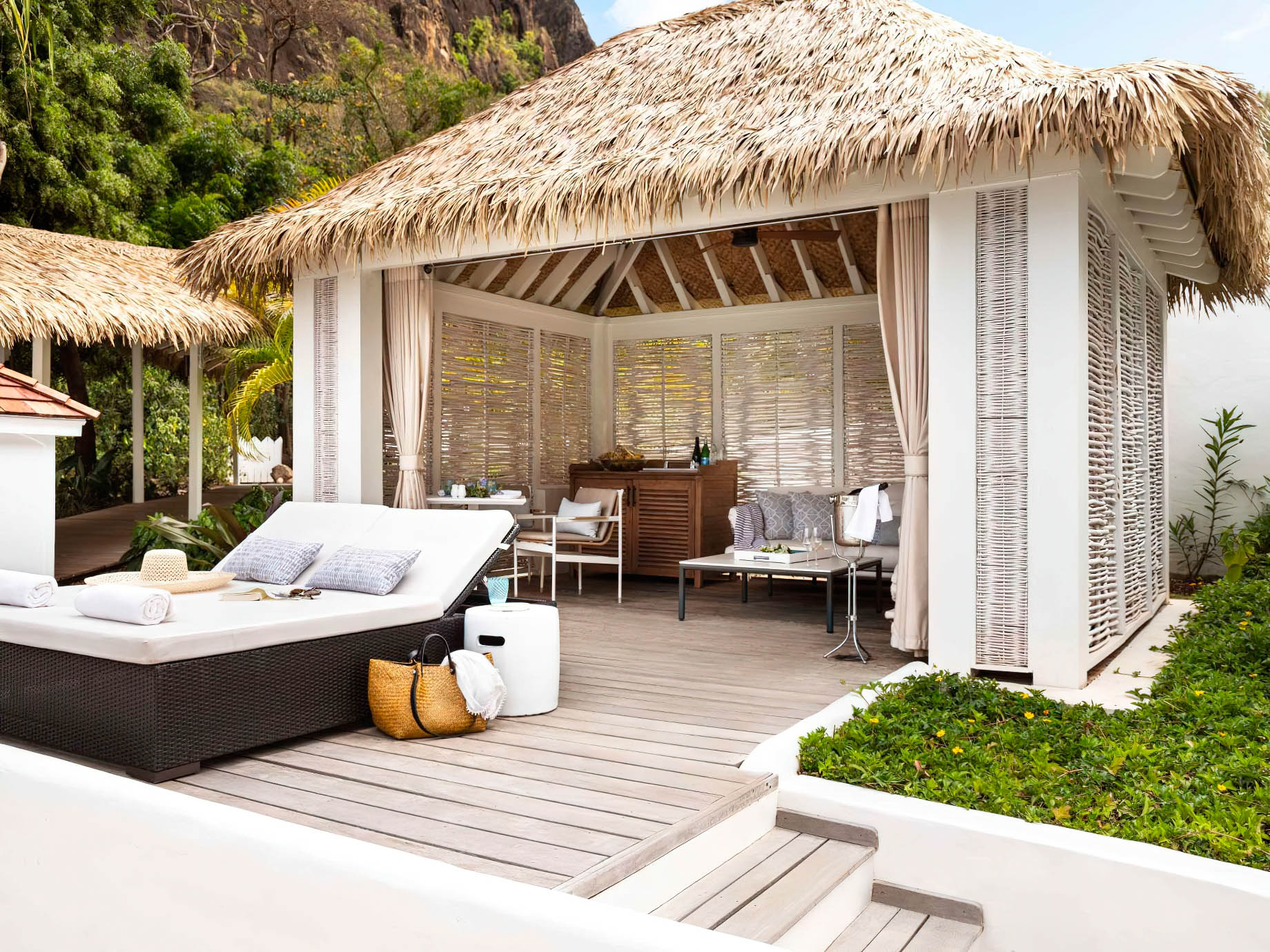Sugar Beach, A Viceroy Resort - La Baie de Silence, Saint Lucia - Poolside Cabana