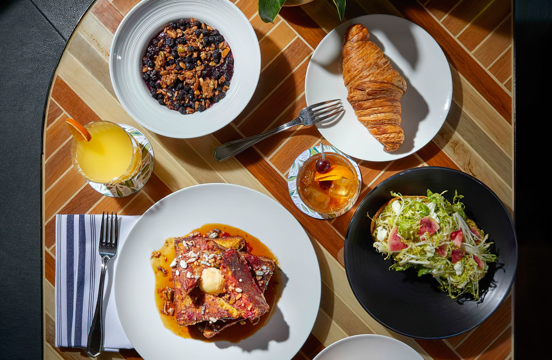 Viceroy Chicago Hotel - Chicago, IL, USA - Gourmet Food