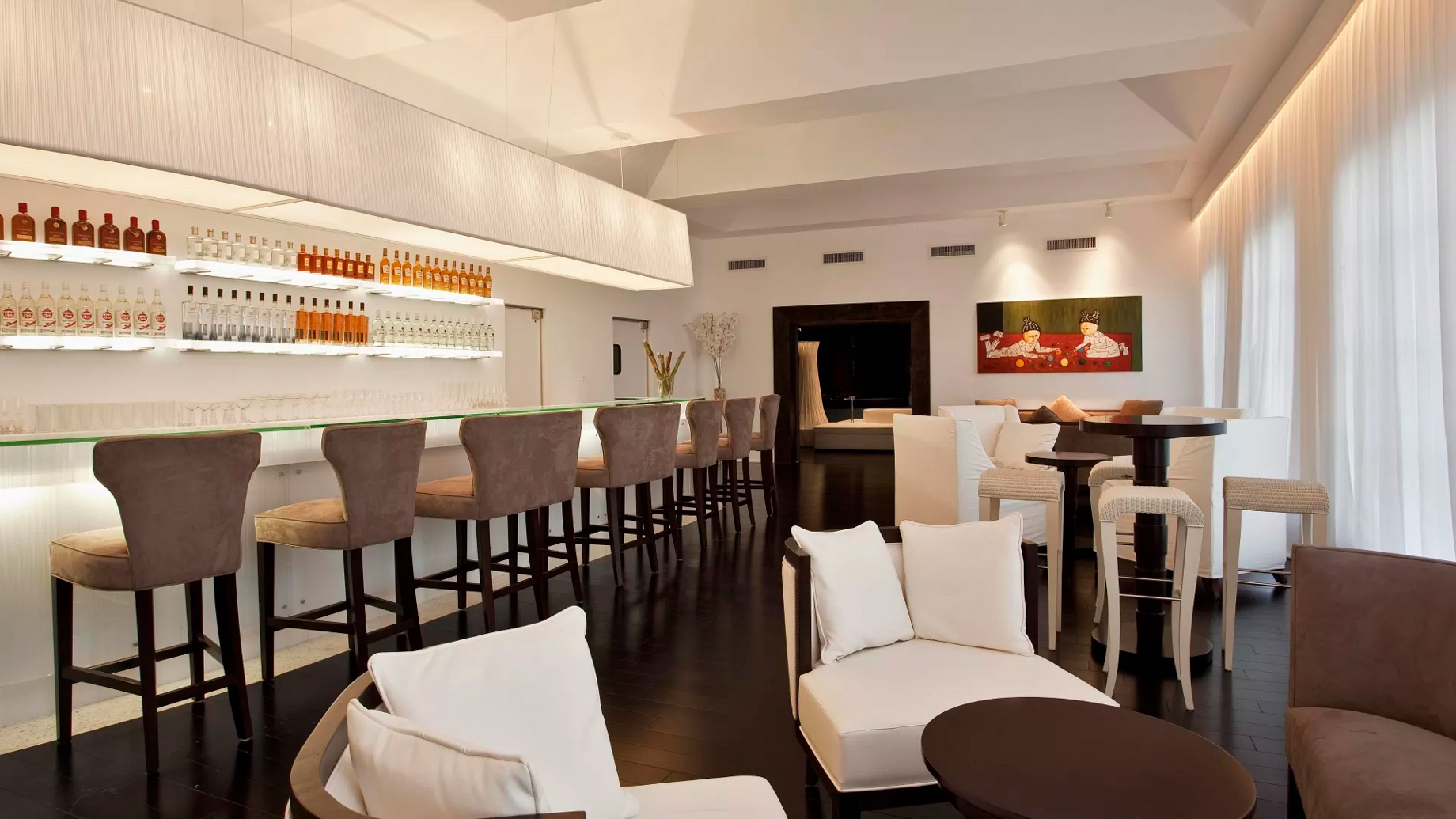 Sugar Beach, A Viceroy Resort - La Baie de Silence, Saint Lucia - The Cane Bar