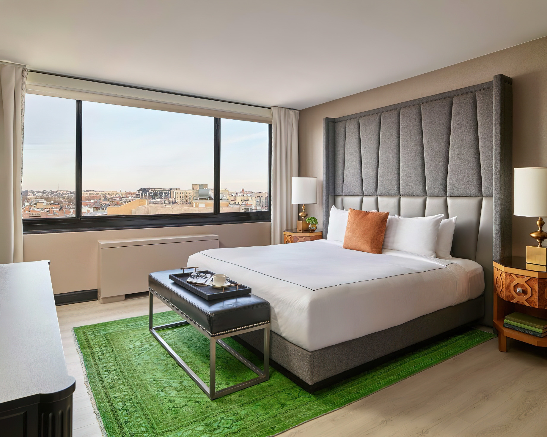 Viceroy Washington DC Hotel – Washington, DC, USA – King Suite Bed