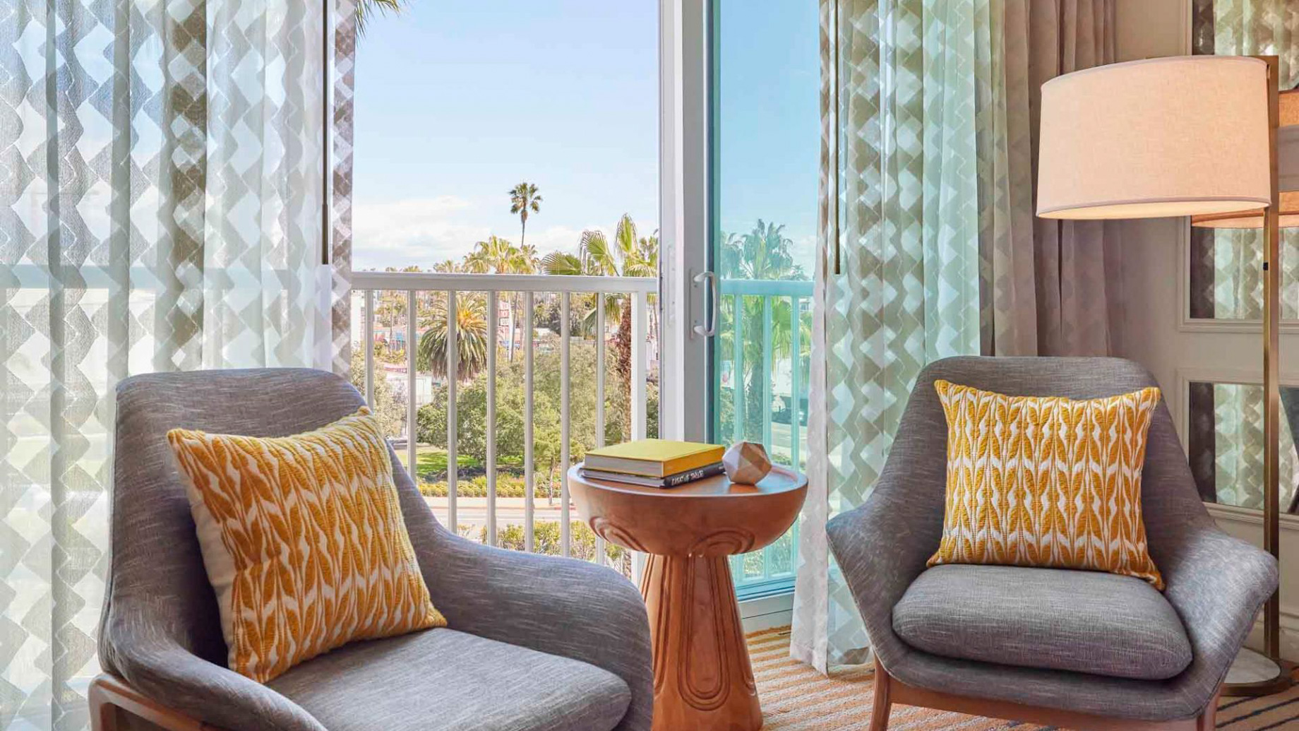 Viceroy Santa Monica Hotel – Santa Monica, CA, USA – City View King Room View
