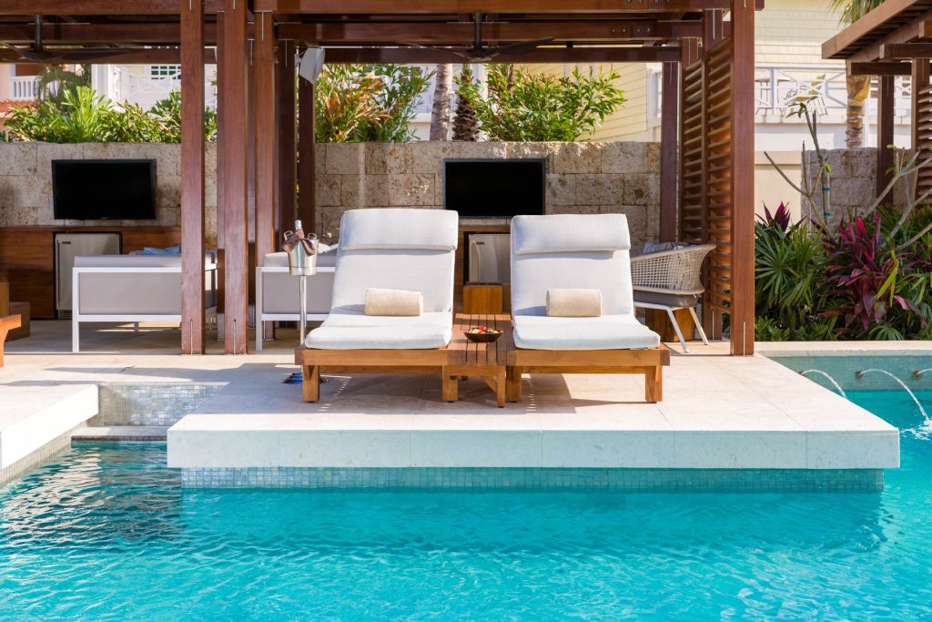 Hyatt Regency Aruba Resort & Casino - Noord, Aruba - Pool Deck Cabanas